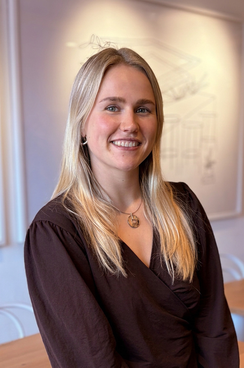 Jemima Hassall, Trainee Account Executive